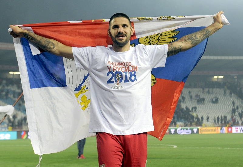 Митровић гура Фулам